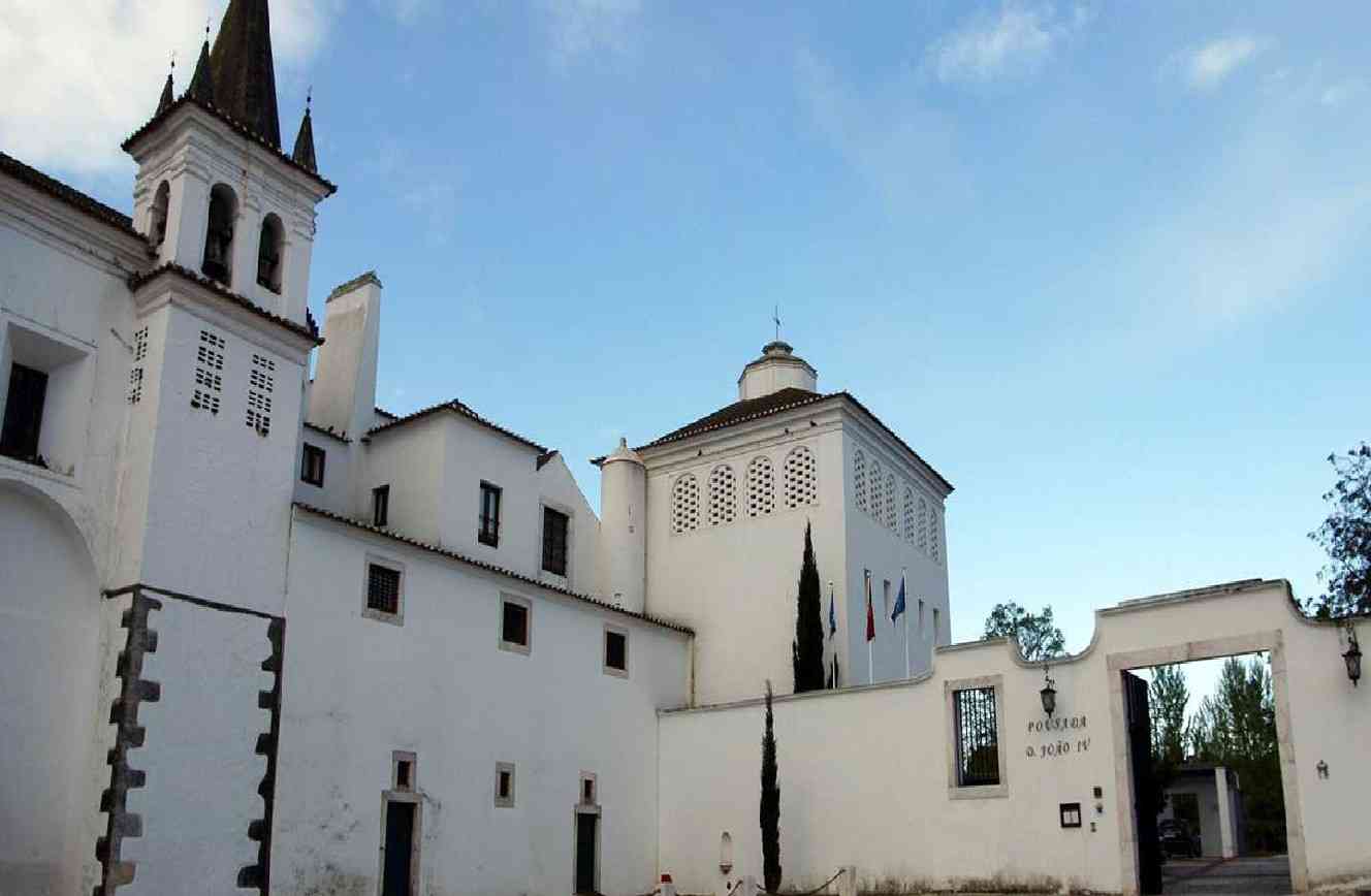 Pousada Convento Vila Vicosa 0